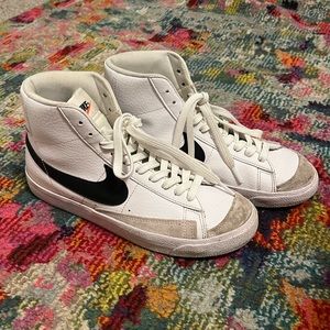 nike blazers mid 77